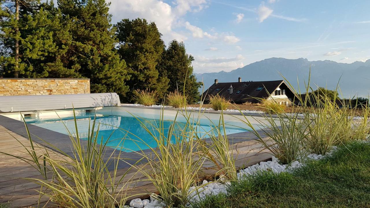 Montreux Holiday Home Exterior photo